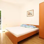 Apartments And Rooms By The Sea Lucica, Lastovo - 990 Guest house 2*